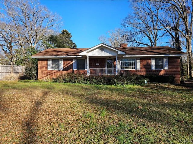 204 Perry St, Marion, AL 36756