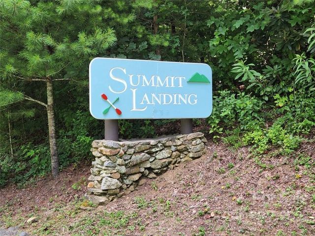 Summit Landing Dr   #3, Zirconia, NC 28790