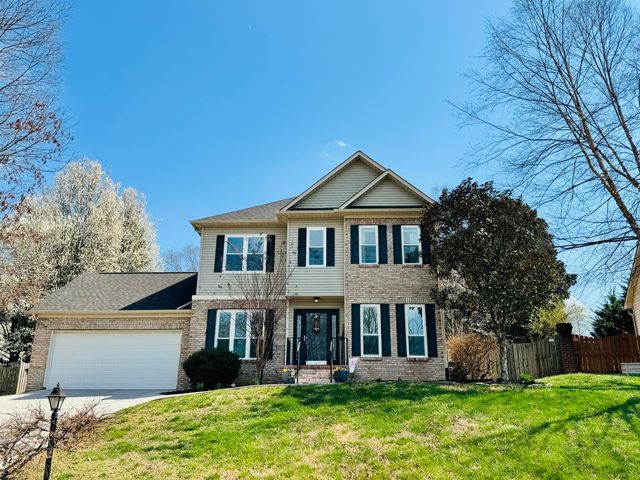 2132 Willow Creek Ln, Knoxville, TN 37909