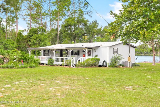 115 SKINNER Court, Hawthorne, FL 32640