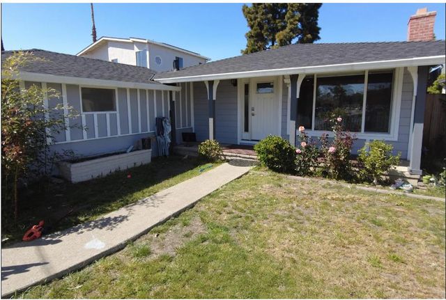 1503 Kavanaugh Dr, East Palo Alto, CA 94303