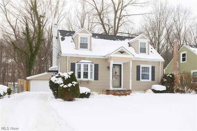 23953 Frank St, North Olmsted, OH 44070