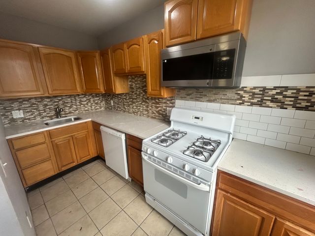 5101-21 Walnut St #200, Philadelphia, PA 19139