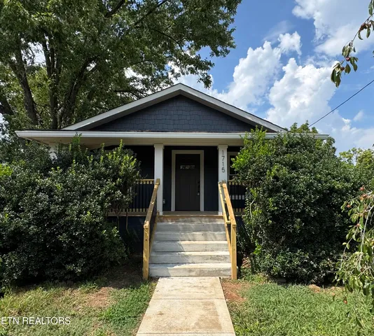 1715 Minnis Ave, Knoxville, TN 37920