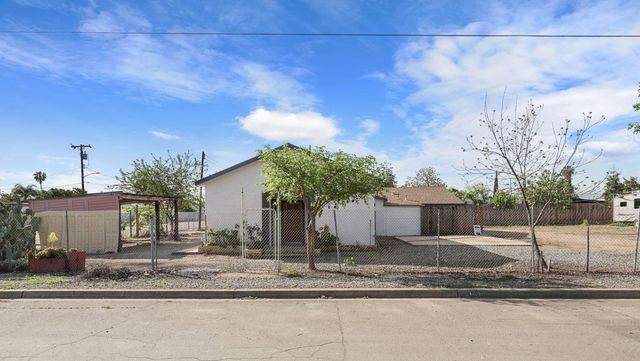 1620 Minnie St, Patterson, CA 95363