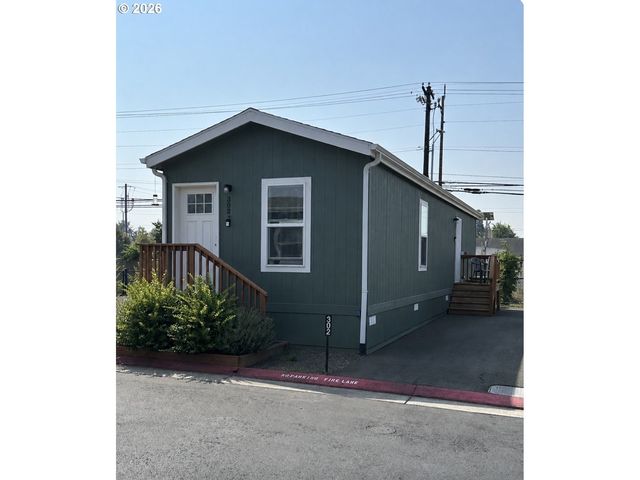 3839 Pacific Ave #302, Forest Grove, OR 97116