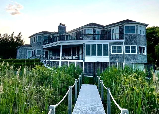 Address Not Disclosed, Quogue, NY 11959