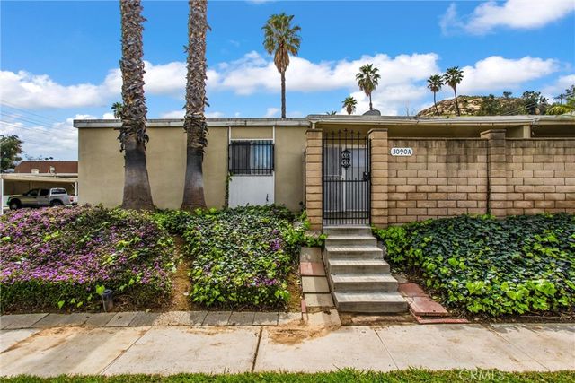 3090 Panorama Rd #A, Riverside, CA 92506