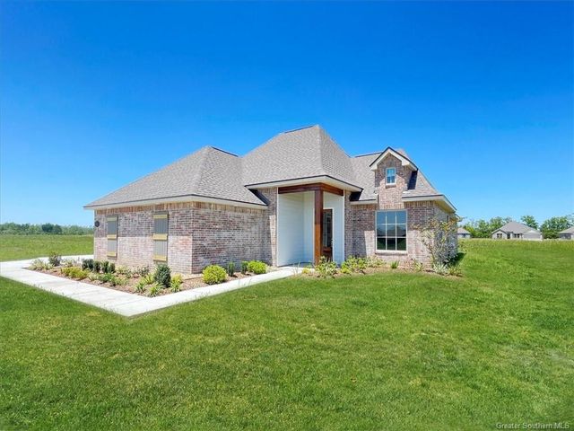 8128 Caden Ln, Iowa, LA 70647