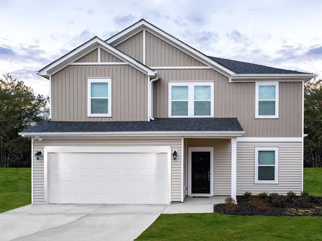 1536 Erindale Dr, Wellford, SC 29385