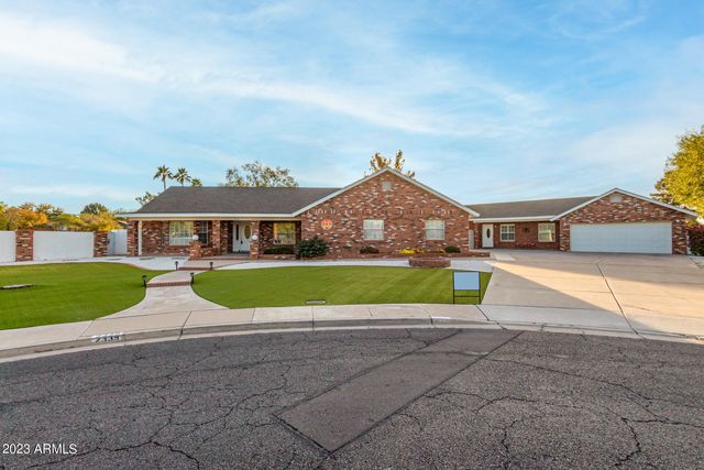 2339 E  Florian Cir, Mesa, AZ 85204