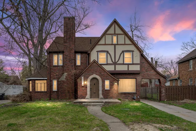 14541 Woodmont Ave, Detroit, MI 48227