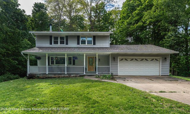 3216 Smithville Rd, Eaton Rapids, MI 48827