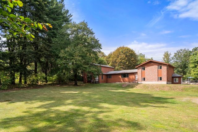 444 Clapboardtree St, Westwood, MA 02090
