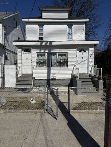 9215 Avenue L, Brooklyn, NY 11236