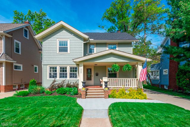 1246 Overlook Rd, Lakewood, OH 44107