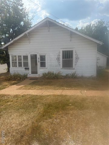 919 N  Washington St, Farmington, MO 63640