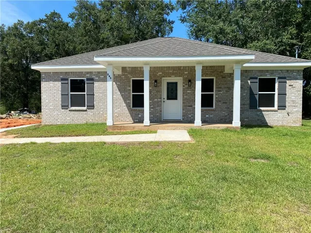 265 Creola Axis Loop Rd S, Creola, AL 36525