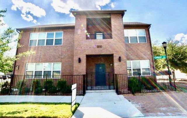 1200 College Ave  #103, Fort Worth, TX 76104
