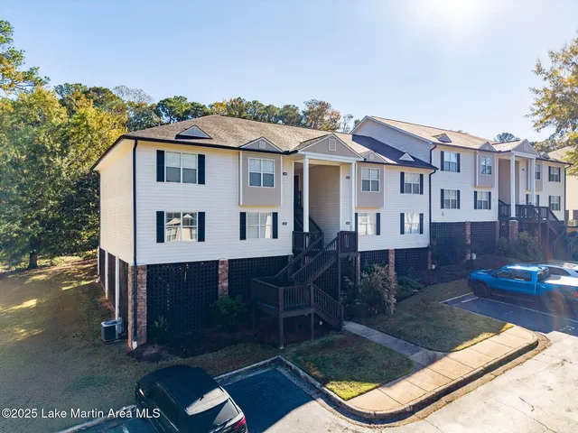 741 Lakeview Rdg #201, Dadeville, AL 36853