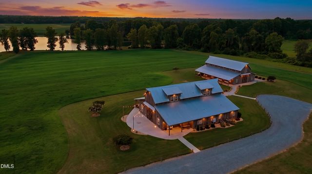 2725 Benson Hardee Rd, Benson, NC 27504