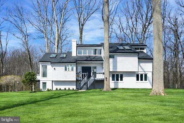 1218 Candytuft Ln, West Chester, PA 19380