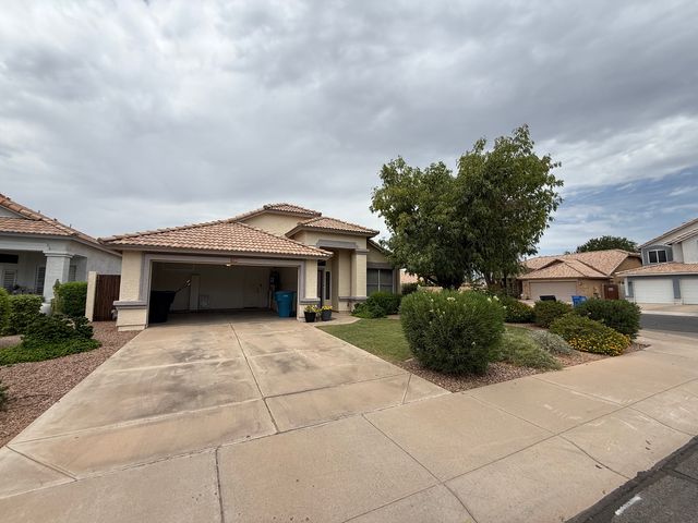 1225 S  Corrine Dr, Gilbert, AZ 85296