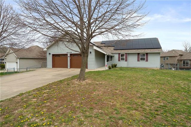 19208 E  Lazy Branch Rd, Independence, MO 64058