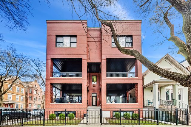 2165 N  Claremont Ave  #1N, Chicago, IL 60647