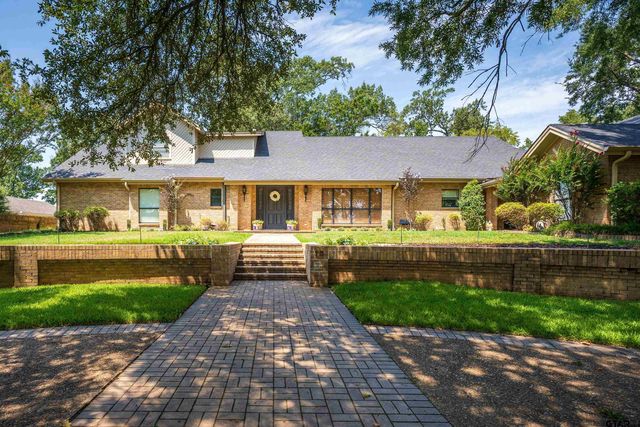 15 Oak Forest Dr, Longview, TX 75605