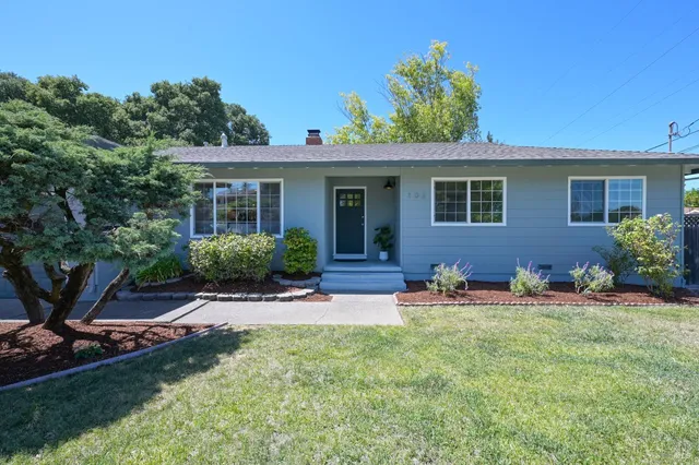 102 Adams Street, Novato, CA 94947