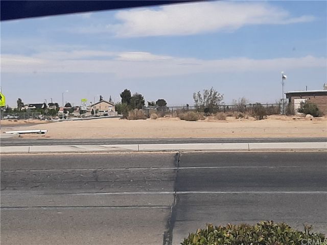 Mojave Dr, Victorville, CA 92394