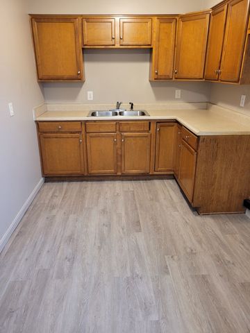 3522 Georgetown Pl, Louisville, KY 40215