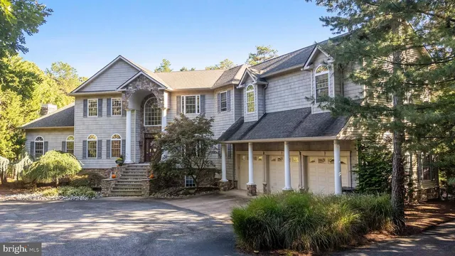 2076 Hendricks Ave, Waterford Works, NJ 08089