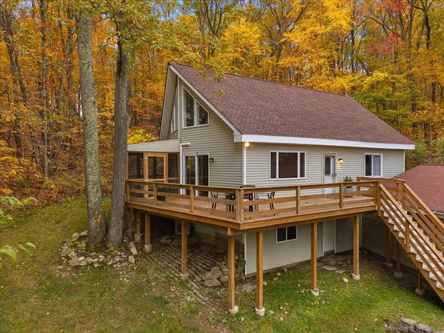 7 Owls Nest Lane, New Milford, CT 06776