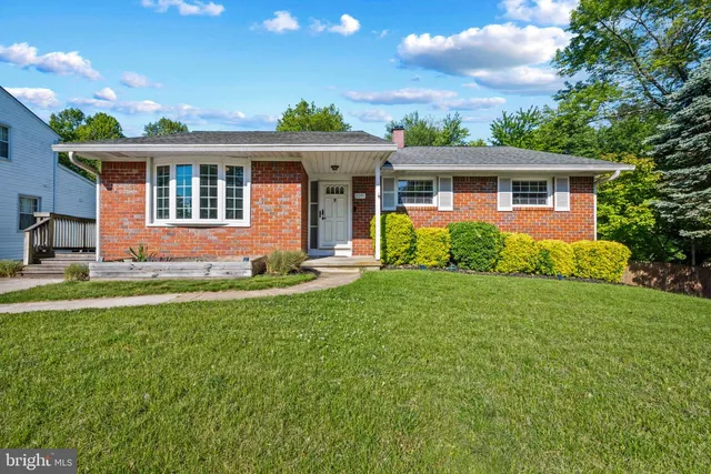 8091 Phirne Rd E, Glen Burnie, MD 21061