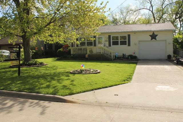 353 4th St NW, Fort Dodge, IA 50501