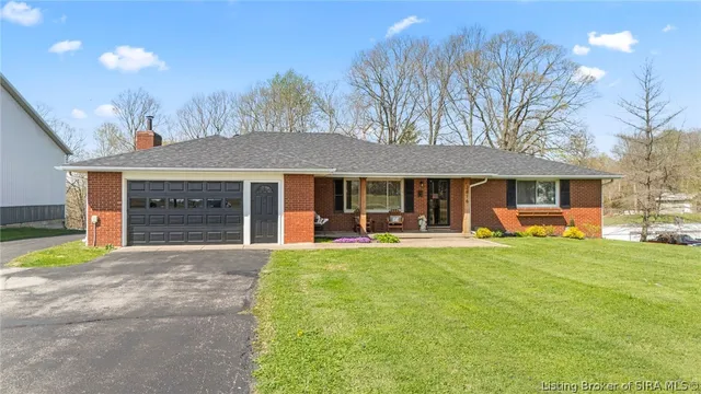 2816 Rykers Ridge Road, Madison, IN 47250