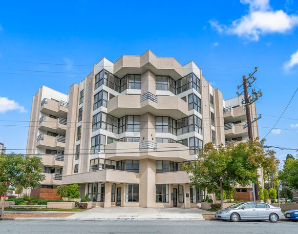 110 Park Rd #509, Burlingame, CA 94010