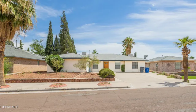 11716 Pueblo Fuerte Ct, El Paso, TX 79936