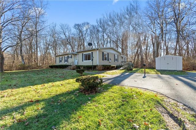 53 Stone Hedge Rd, Westbrook, CT 06498