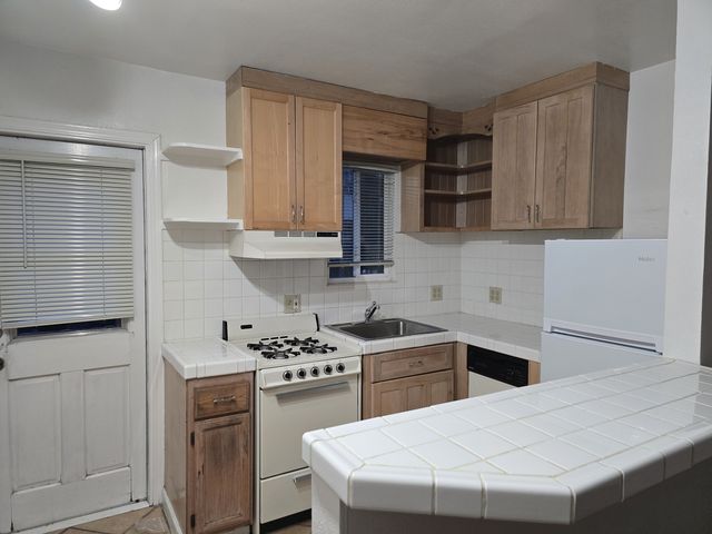 1414 Kansas St, San Francisco, CA 94107