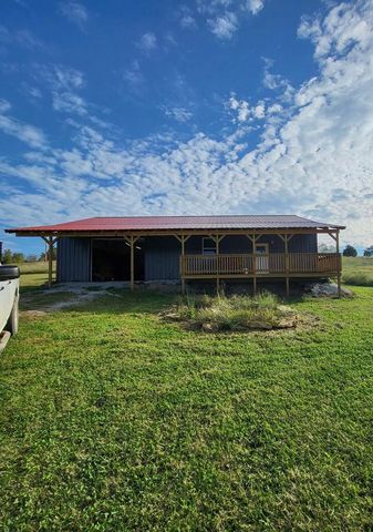 16438 County Road 944, Squires, MO 65755