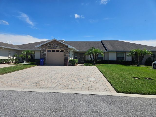 2696 Shelby Ruth Pl, Saint Cloud, FL 34769