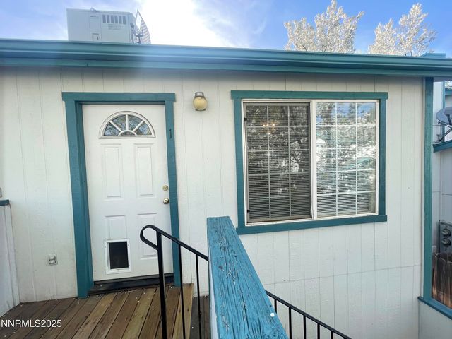 1012 E  5th St #1, Carson City, NV 89701