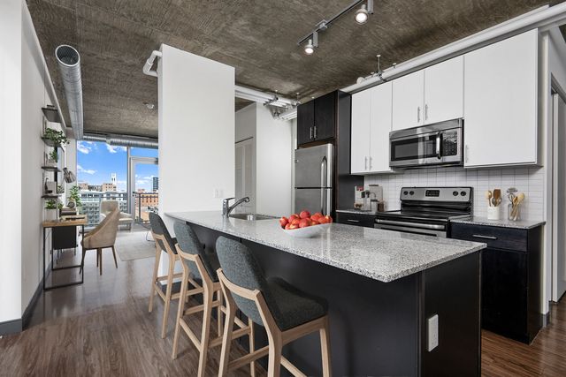 601 W  Jackson Blvd #915, Chicago, IL 60661