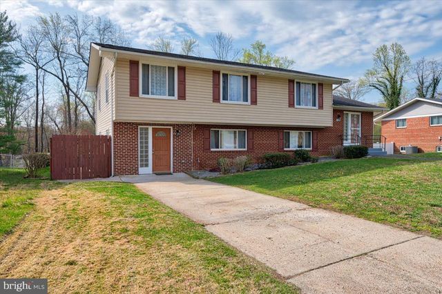 5405 Chesterfield Dr, Temple Hills, MD 20748