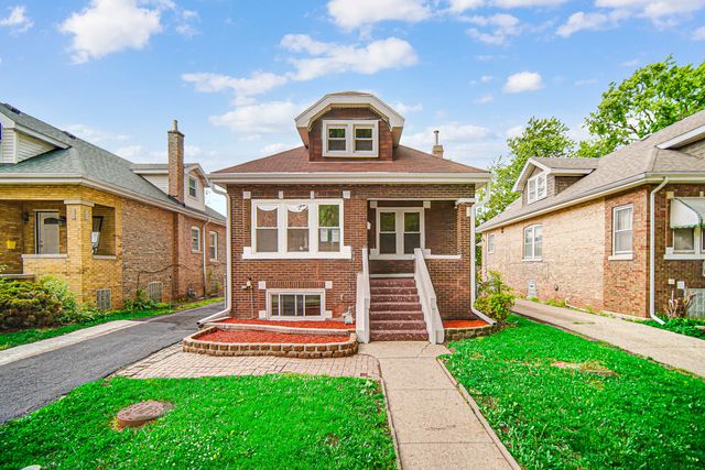 1426 S  10th Ave, Maywood, IL 60153