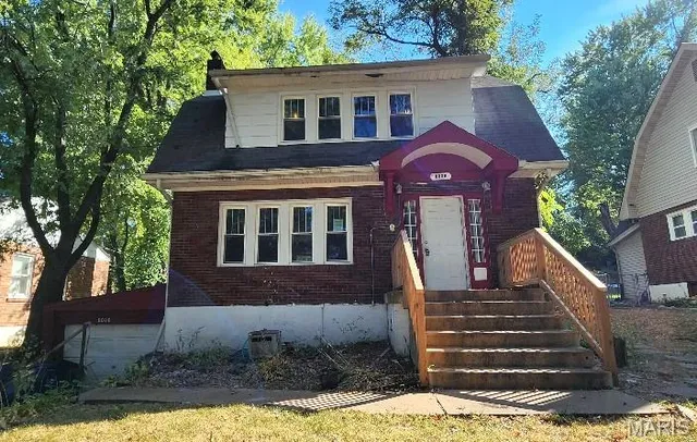 8008 Monroe Ave, Saint Louis, MO 63114