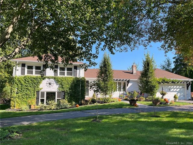 324 Old Mill Rd, Middletown, CT 06457